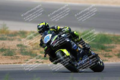 media/Apr-30-2023-CRA (Sun) [[020fcf5d43]]/Race 2-600 Expert Supersport/